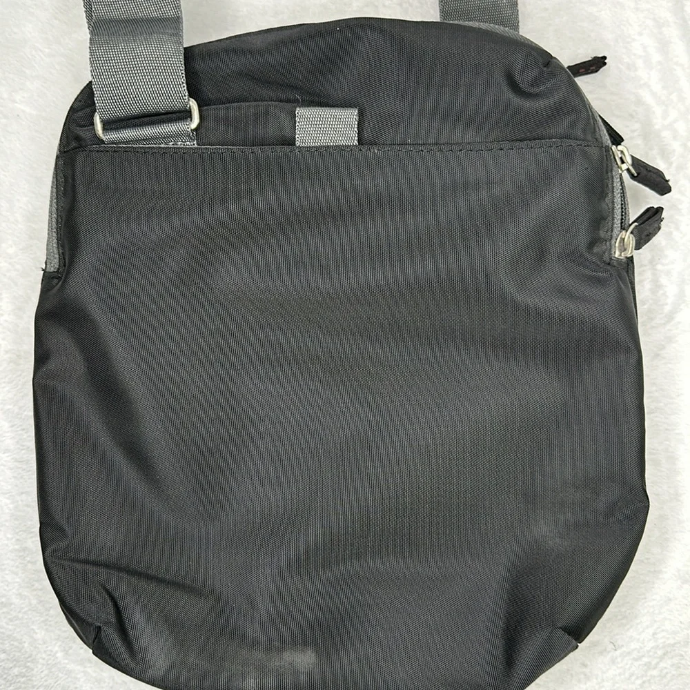 Case Logic Small Notebook Sling Bag